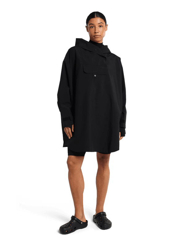 BERGEN PONCHO Black