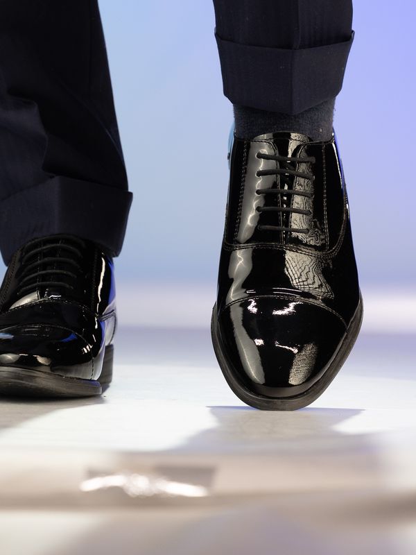 BERGAMO Lack Shoes Black 