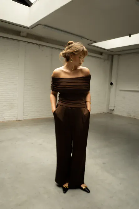 Hovedbilde DOSINIA Top Walnut