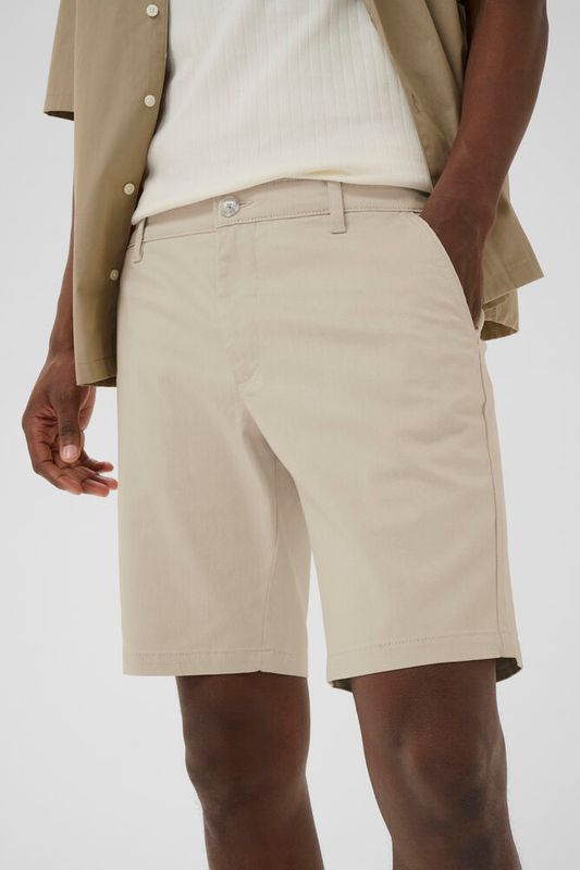 MAthomas Short Off White