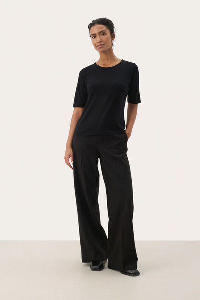 Hovedbilde NEMI Round Neck Black