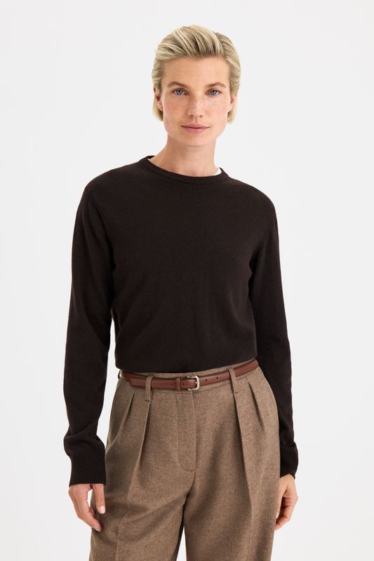 Soft Wool Crewneck Dark Chocolate 