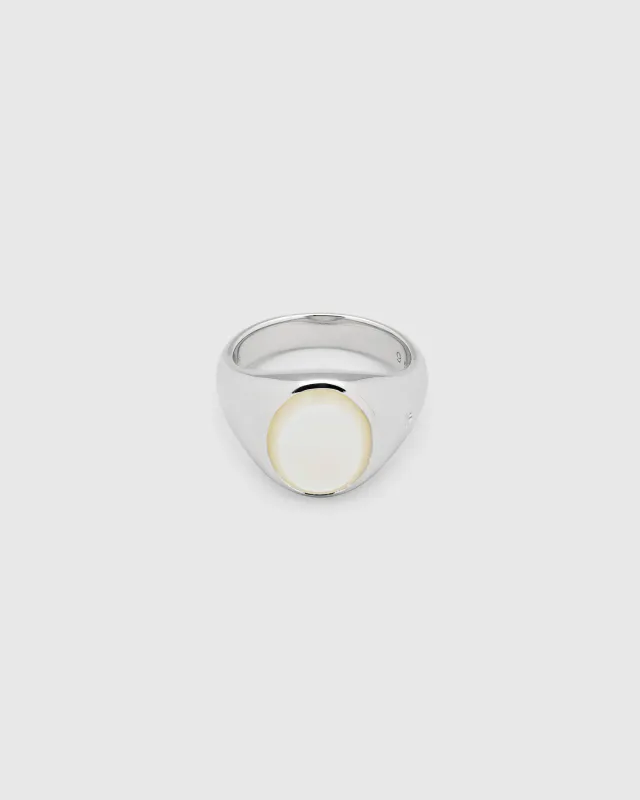 LIZZIE RING White MOP