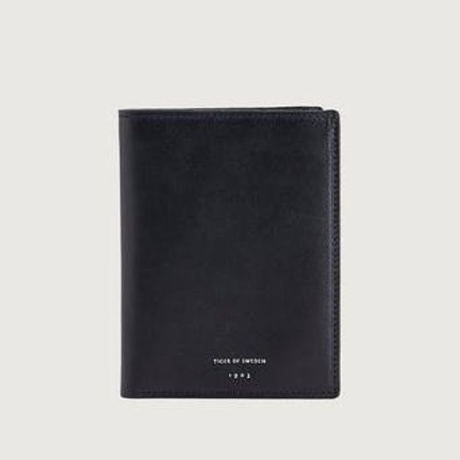Hovedbilde RICORDA PASSPORT HOLDER Black